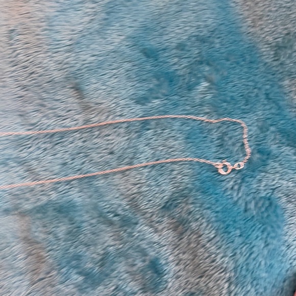 Kid’s Jewelry ~ 💗 Heart Shaped Pink Earrings And Necklace 💗 - Picture 4 of 6